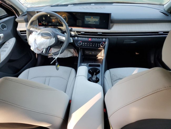 Salvage 2025 Hyundai Sonata Hybrid in Black
