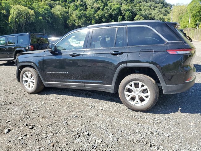 Salvage 2023 Jeep Grand Cherokee Limited in Black