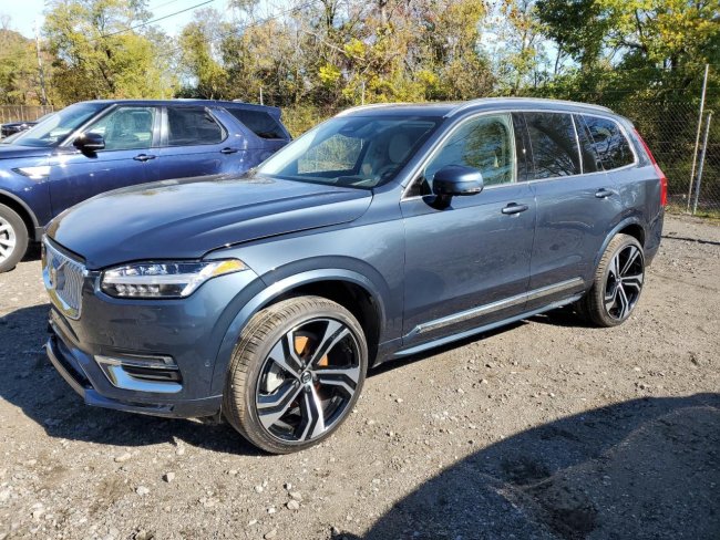 Salvage 2025 Volvo Xc90 Ultra in Blue