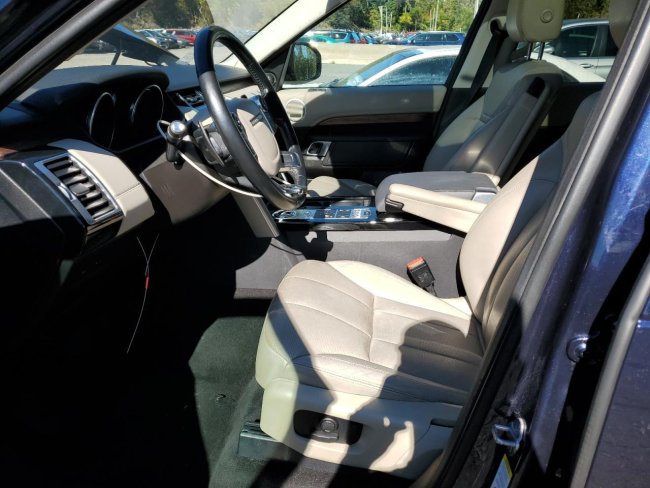 Salvage 2017 Land Rover Discovery Hse in Black