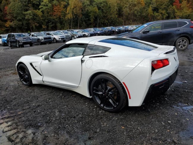 Salvage 2018 Chevrolet Corvette Stingray 1lt in White