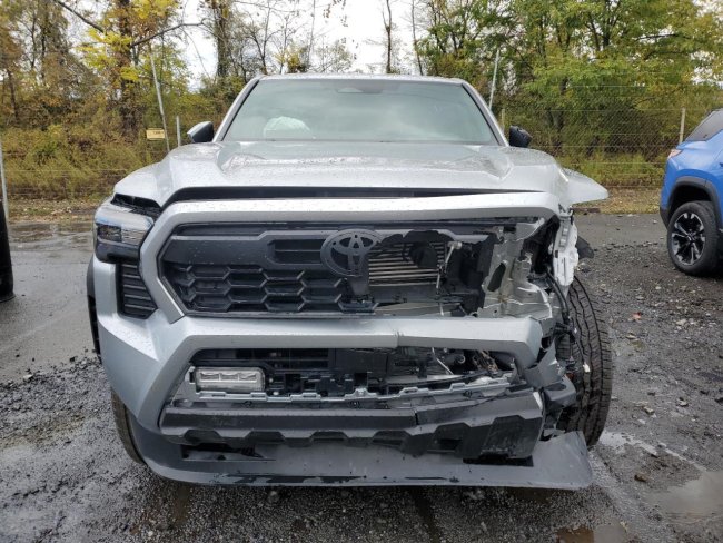 Salvage 2024 Toyota Tacoma  in Gray
