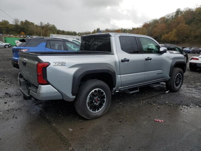 Salvage 2024 Toyota Tacoma  in Gray