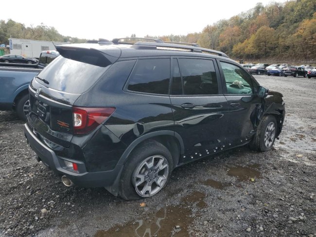 Salvage 2023 Honda Passport Trail Sport in Black
