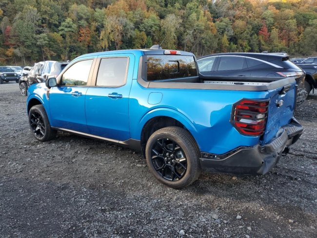 Salvage 2025 Ford Maverick Lariat in Blue
