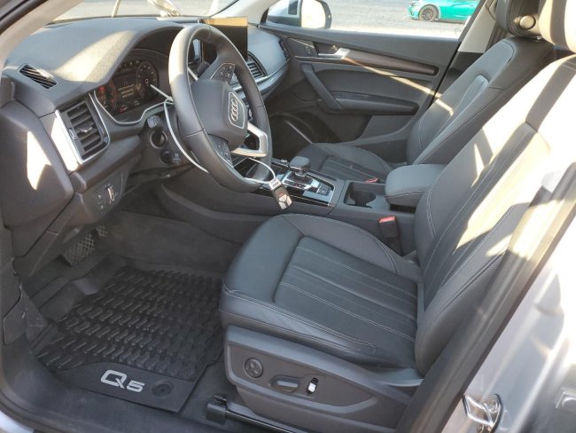 Salvage 2025 Audi Q5 Premium 40 in Gray