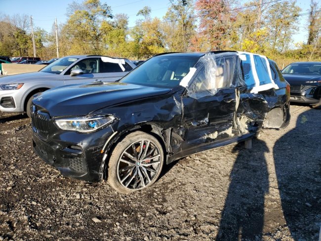 Salvage 2022 Bmw X5 M50i in Black