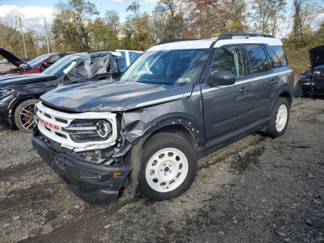 Salvage 2024 Ford Bronco Sport Heritage in Gray