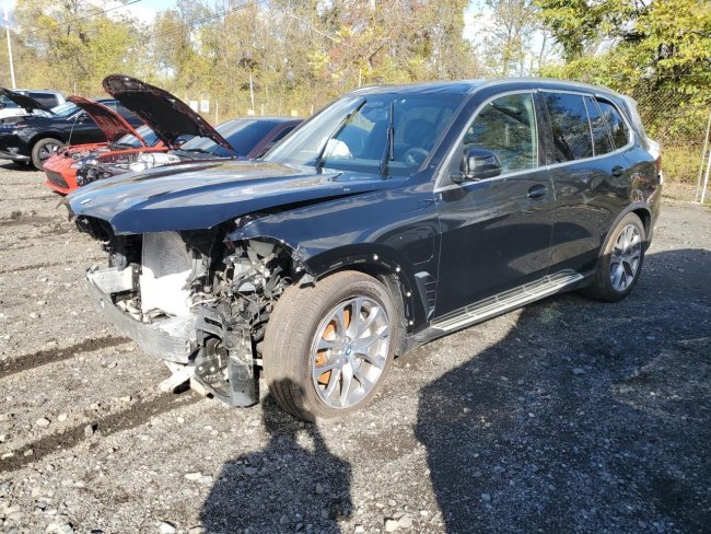 Salvage 2025 Bmw X5 Xdrive50e in Black