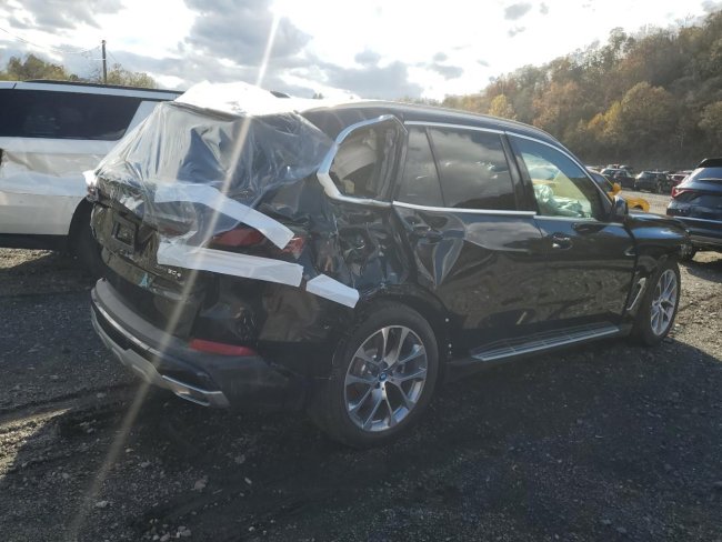 Salvage 2025 Bmw X5 Xdrive50e in Black