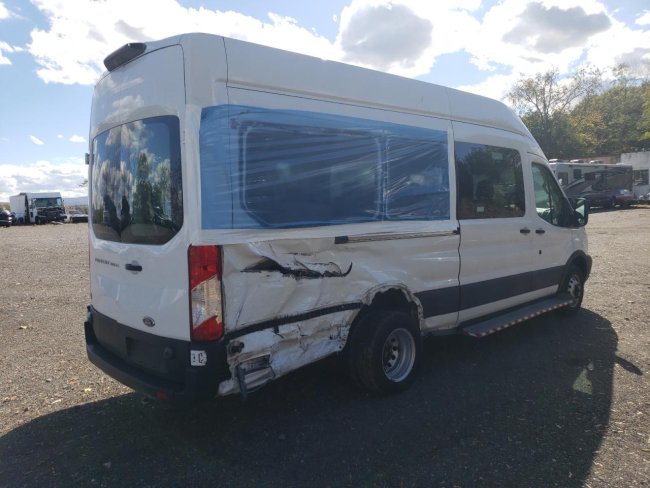 Salvage 2019 Ford Transit T-350 Hd in White