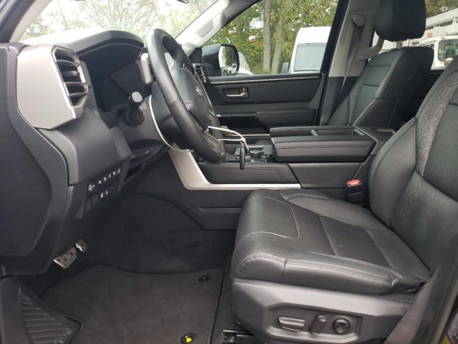 Salvage 2024 Toyota Tundra Limited in Blue