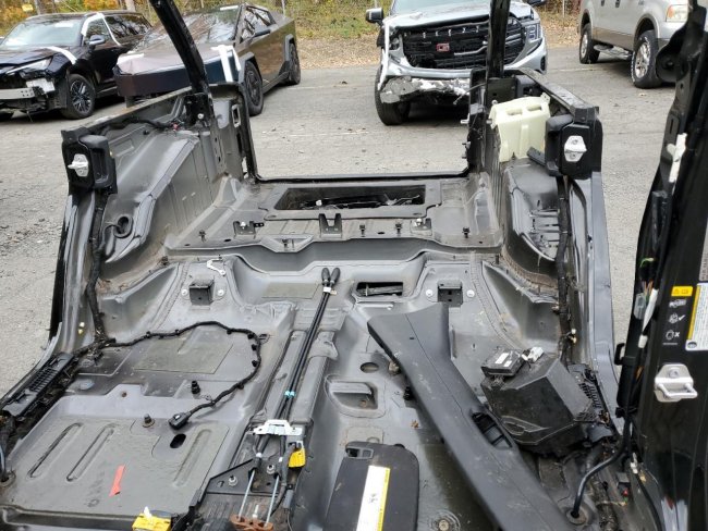 Salvage 2024 Jeep Wrangler Rubicon 4xe in Black