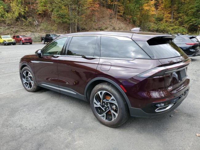 Salvage 2024 Lincoln Nautilus  in Burgundy