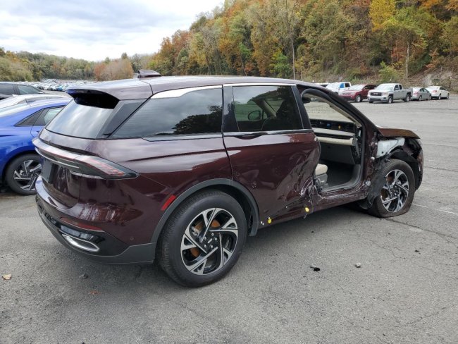 Salvage 2024 Lincoln Nautilus  in Burgundy