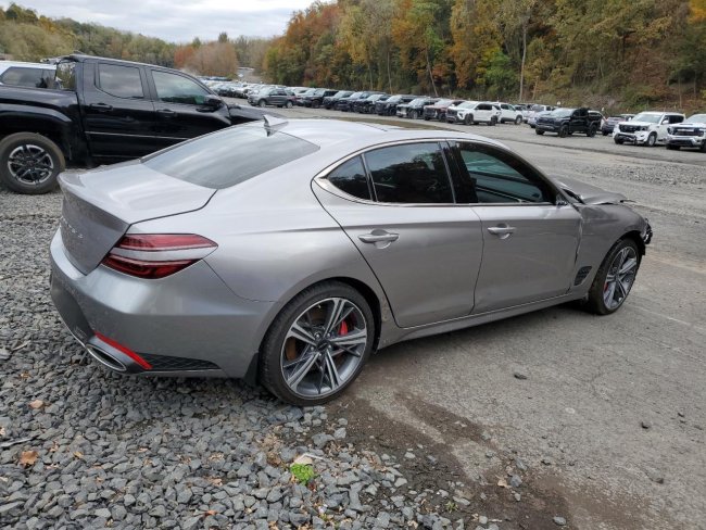 Salvage 2025 Genesis G70  in Gray
