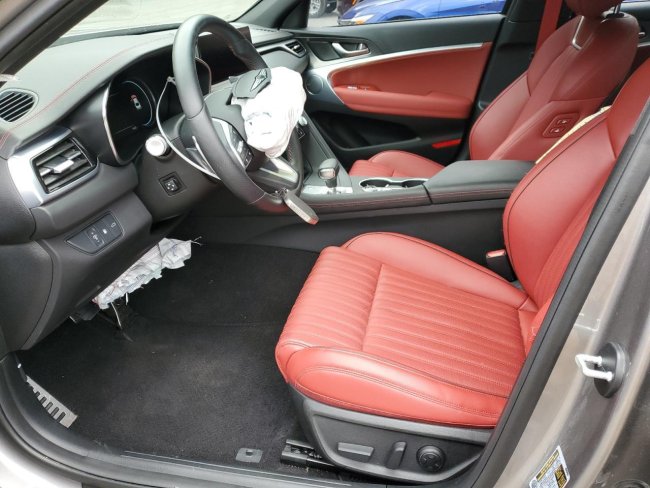 Salvage 2025 Genesis G70  in Gray