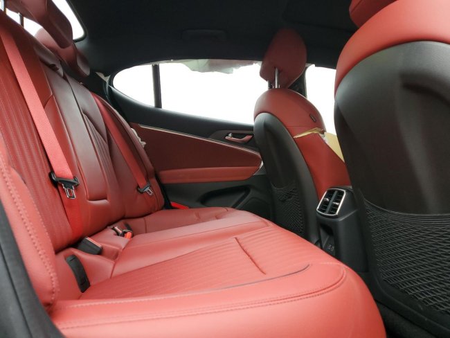 Salvage 2025 Genesis G70  in Gray