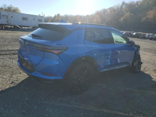 Salvage 2025 Chevrolet Equinox Rs in Blue