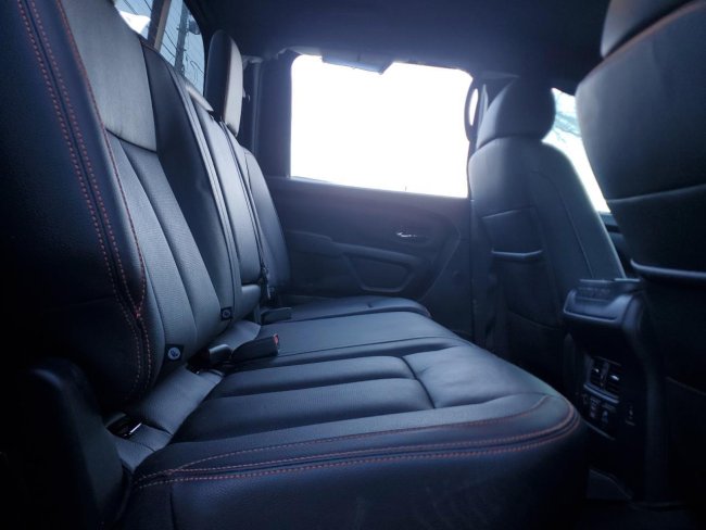 Salvage 2024 Nissan Titan Pro-4x in Красный