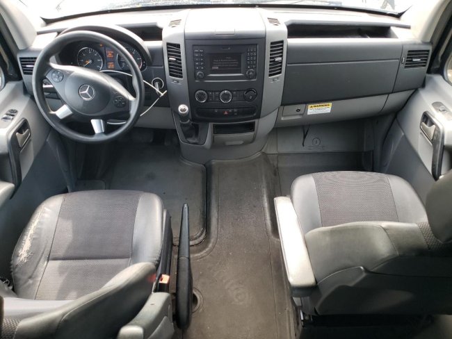 Salvage 2016 Mercedes-benz Sprinter  in Black