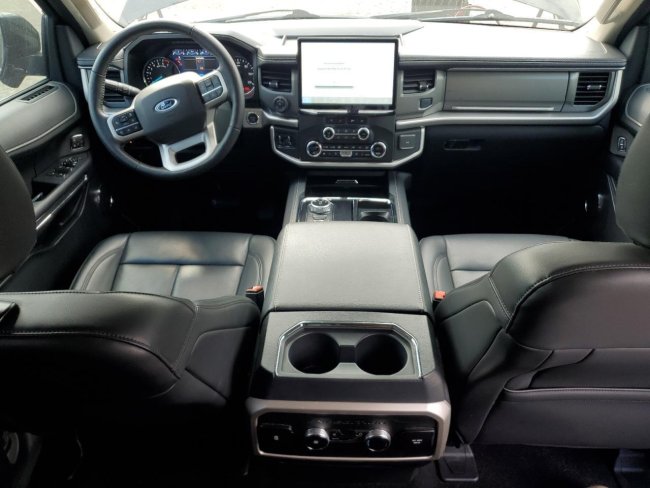 Salvage 2023 Ford Expedition Xlt in Black