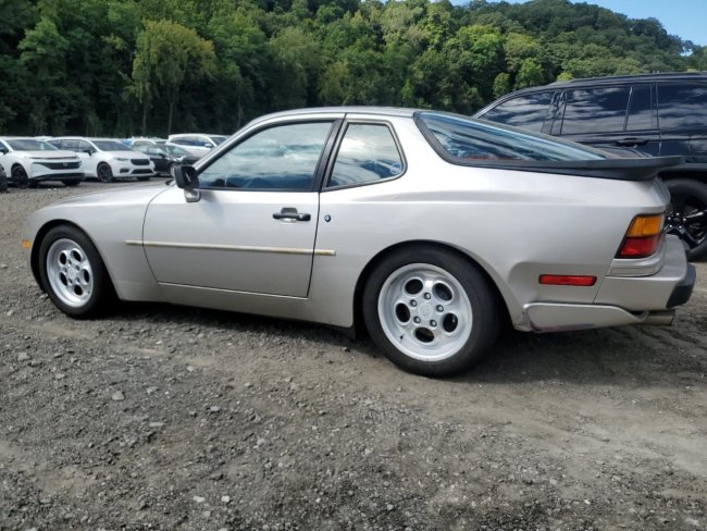 Salvage 1986 Porsche 944 Turbo in Brown