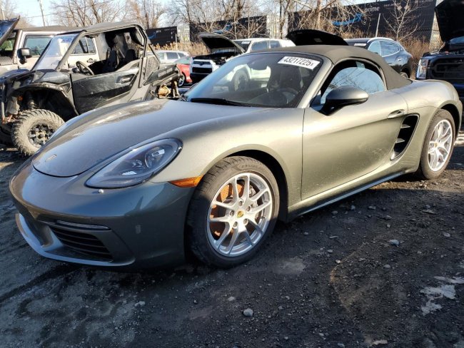Salvage 2022 Porsche Boxster  in Gray