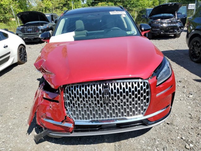 Salvage 2025 Lincoln Corsair Premiere in Burgundy