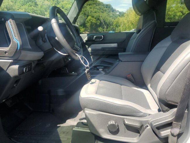 Salvage 2024 Ford Bronco Black Diamond in Gray