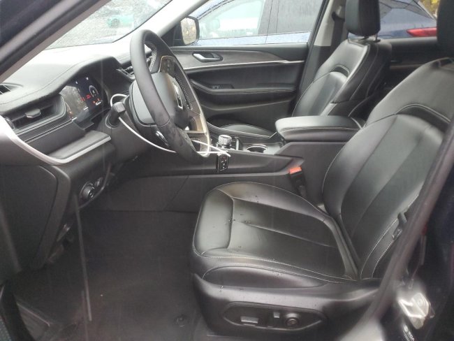 Salvage 2023 Jeep Grand Cherokee L Limited in Black