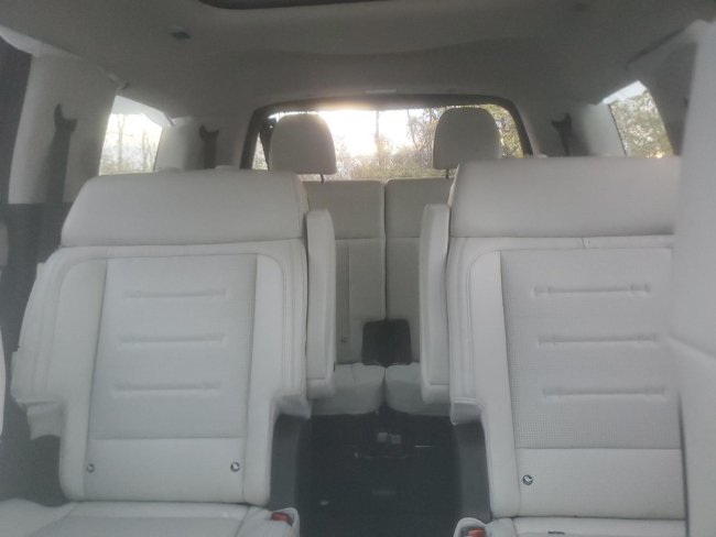 Salvage 2025 Hyundai Santa Fe Calligraphy in White