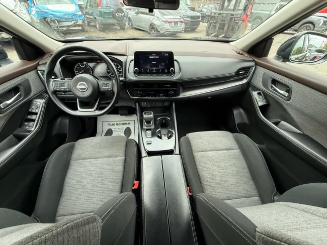 Salvage 2023 Nissan Rogue Sv in Black