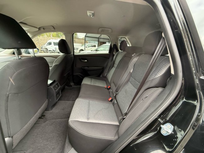 Salvage 2023 Nissan Rogue Sv in Black