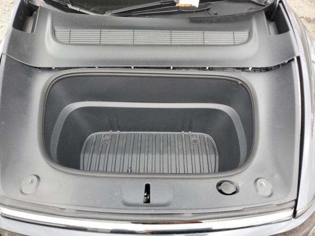 Salvage 2026 Tesla Model Y  in Gray