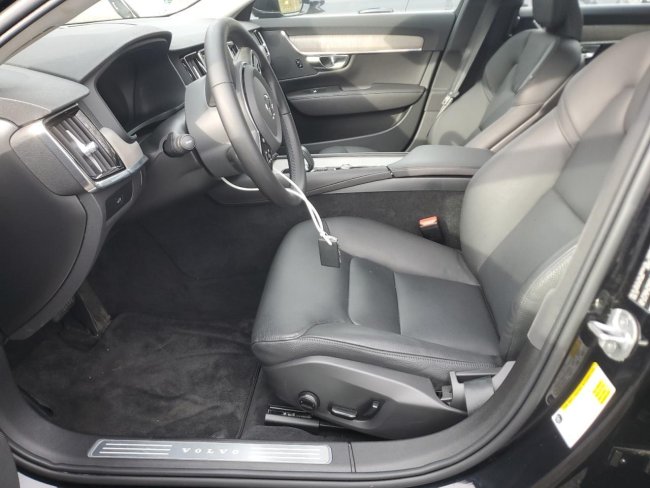 Salvage 2024 Volvo S90  in Black