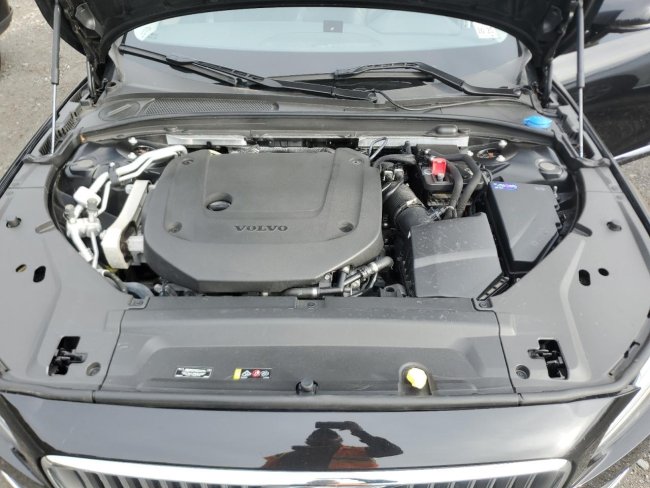 Salvage 2024 Volvo S90  in Black