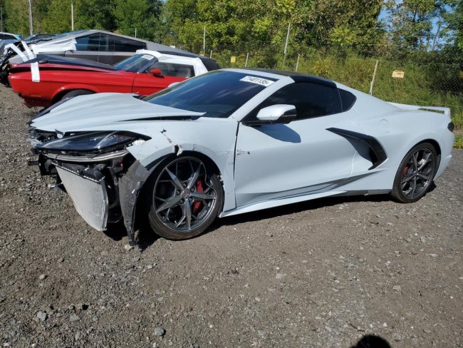 Salvage 2022 Chevrolet Corvette Stingray 2lt in Gray
