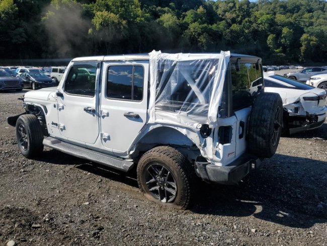 Salvage 2024 Jeep Wrangler  in White
