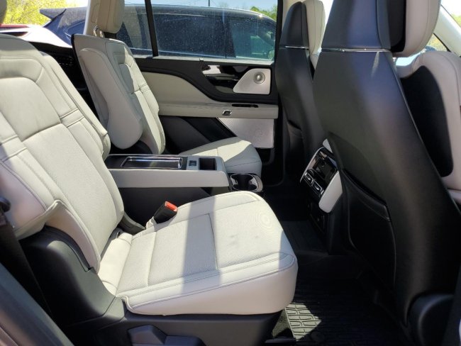 Salvage 2025 Lincoln Aviator Reserve in Gray
