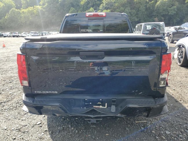 Salvage 2024 Chevrolet Colorado  in Black