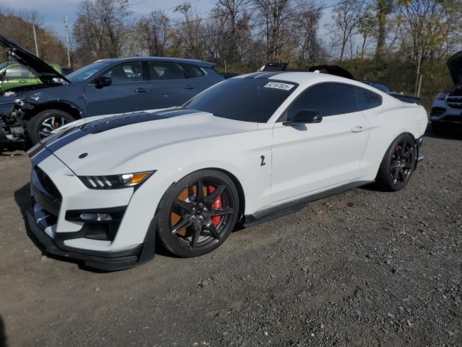 Salvage 2020 Ford Mustang Shelby Gt500 in Белый