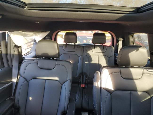 Salvage 2025 Jeep Grand Cherokee L Limited in Black