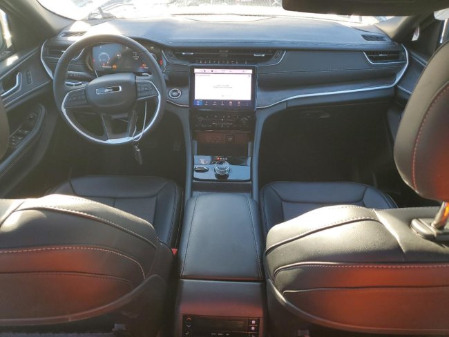 Salvage 2025 Jeep Grand Cherokee L Limited in Black