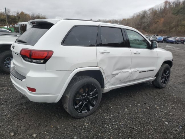 Salvage 2022 Jeep Grand Cherokee  in White