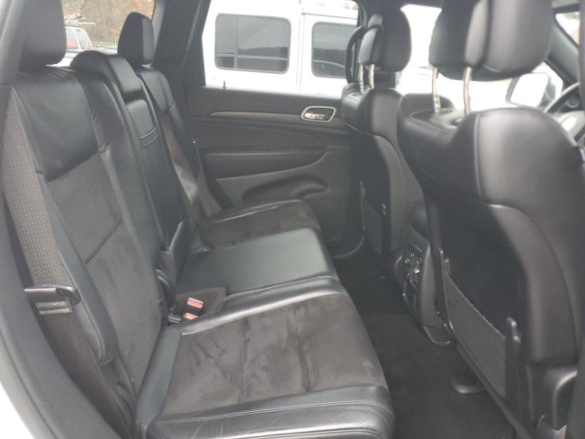 Salvage 2022 Jeep Grand Cherokee  in White