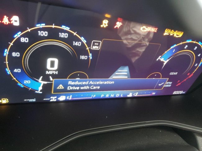 Salvage 2024 Chevrolet Colorado Trail Boss in White