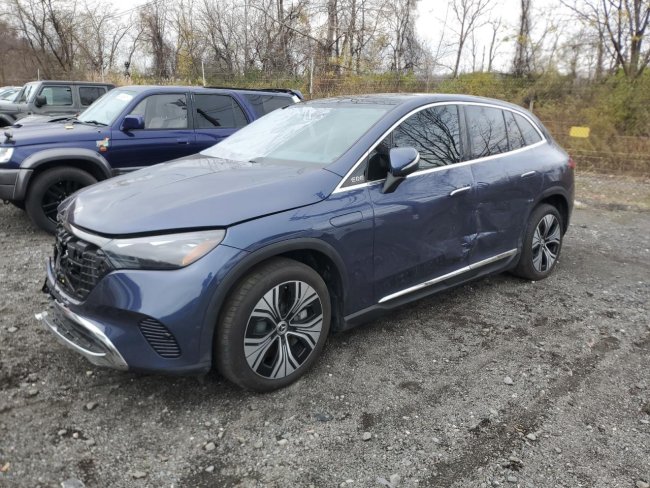 Salvage 2025 Mercedes-benz Eqe  in Blue