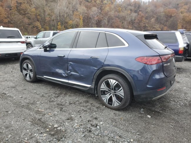 Salvage 2025 Mercedes-benz Eqe  in Blue