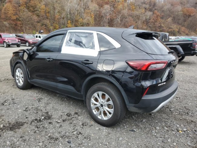 Salvage 2024 Ford Escape  in Black